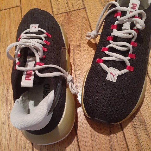 PUMA runners. They need YOU!!!(NWOT) - Picture 4 of 8